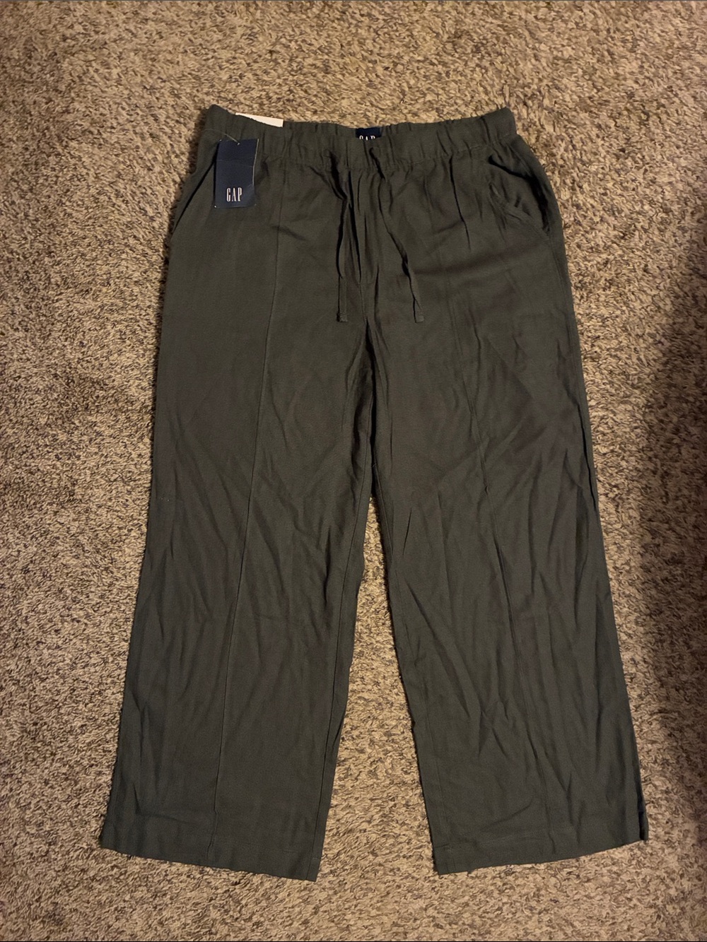GAP lightweight linen pants -size medium NWT